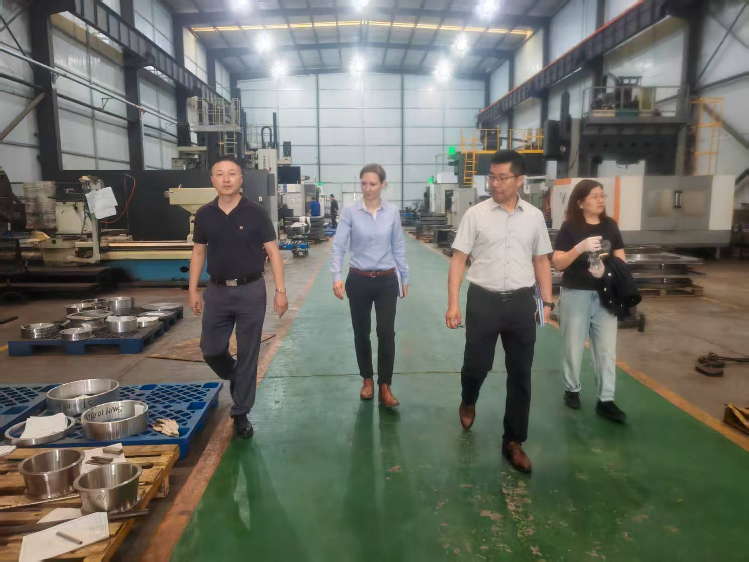 慕貝爾集團高層赴四川巨浪智能考察交流，共探智能制造與輕量化技術協同發展